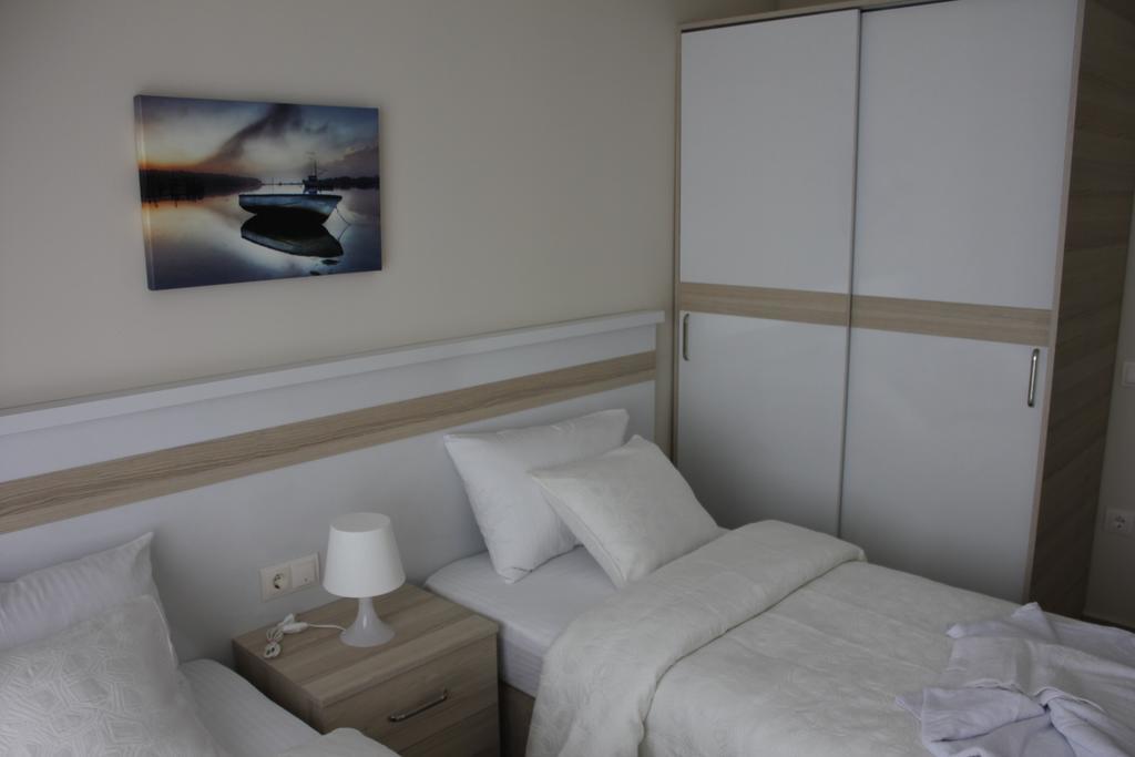 Koerfez Garden Apartments フェティエ 部屋 写真